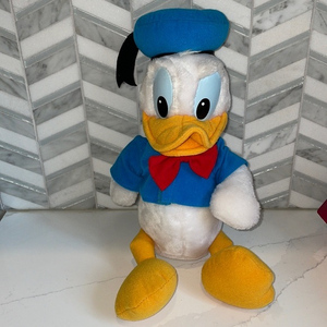 Disney Disneyland Donald Duck Plush Stuffed Animal Toy‎ Collectible